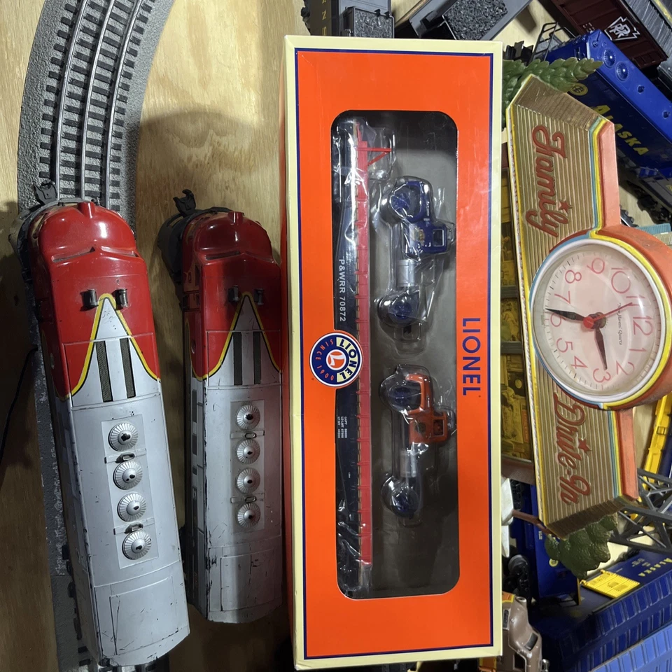 Coche plano Lionel 6-58254 LCCA 2015 Providence & Worcester PS-4 con 2 cabinas de tractor Foto 2 de 4