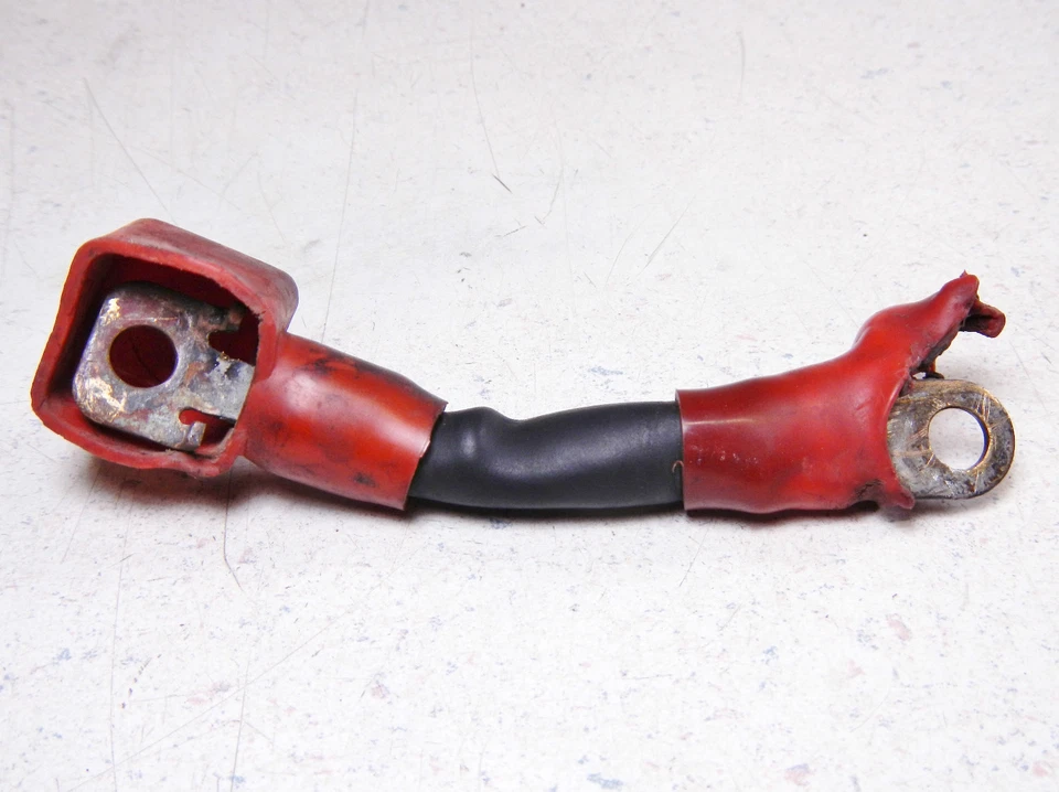 82 HONDA CB750SC CB750 CB 750SC NIGHTHAWK 750 CABLE BATERÍA POSITIVO CABLE CABLE CABLE Foto 4 de 4