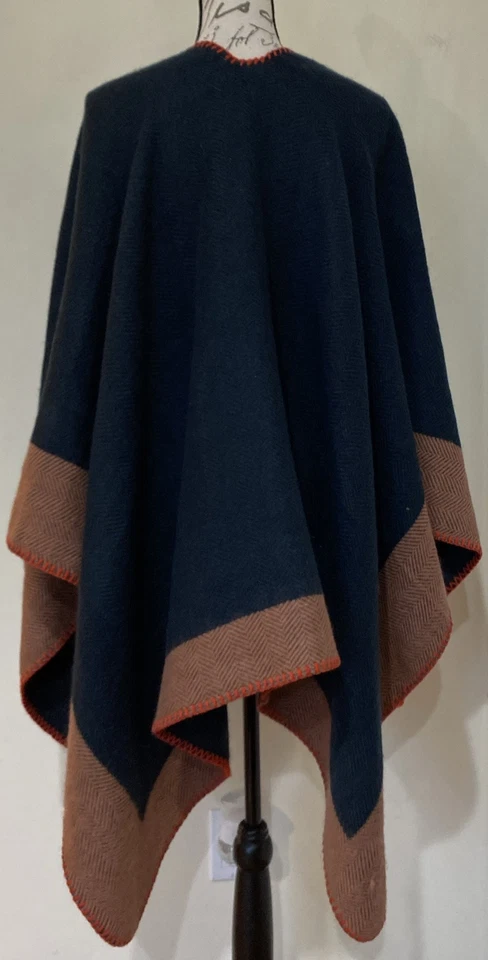 Poncho Vince Camuto verde azulado espiga punto látigo Ruana capa chal Foto 4 de 4