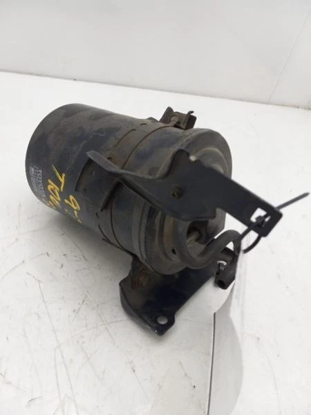 1997 TOYOTA T100 SR5 3.4L FUEL VAPOR CANISTER  - Image 2 of 4