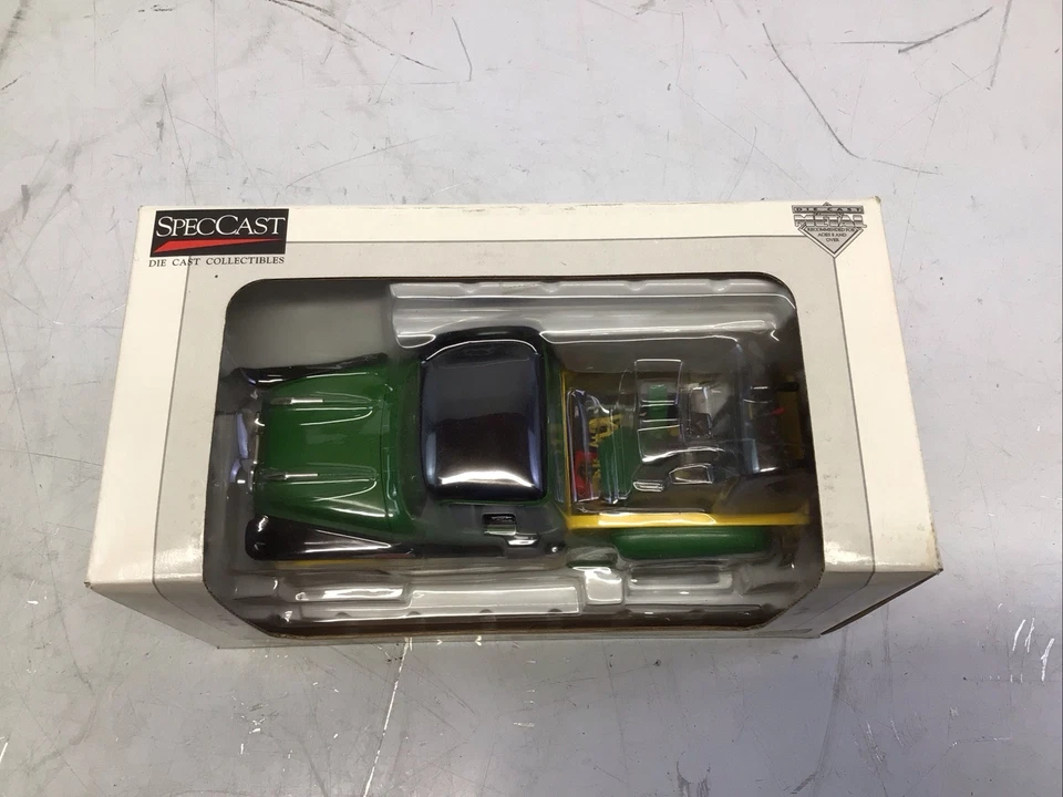 SpecCast John Deere 1957 Chevy Pickup Snowblower Wheels Need Repair 78038 - Image 2 of 4