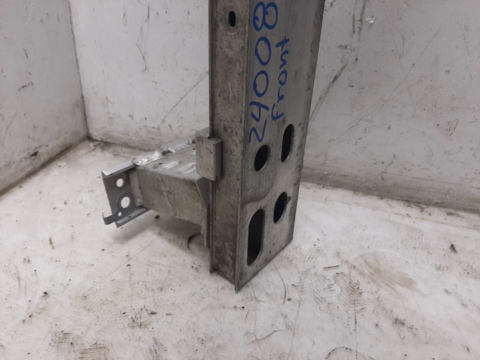 10 11 12 13 TOYOTA PRIUS ПОДКЛЮЧАЕМЫЙ ПЕРЕДНИЙ БАМПЕР УСИЛЕНИЕ - Изображение 3 из 4