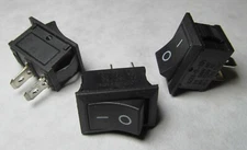 3-PACK ROCKER SWITCH 10A 125V AC/ 6A 250V AC SPST 2-PIN ON-OFF SNAP-IN BLACK
