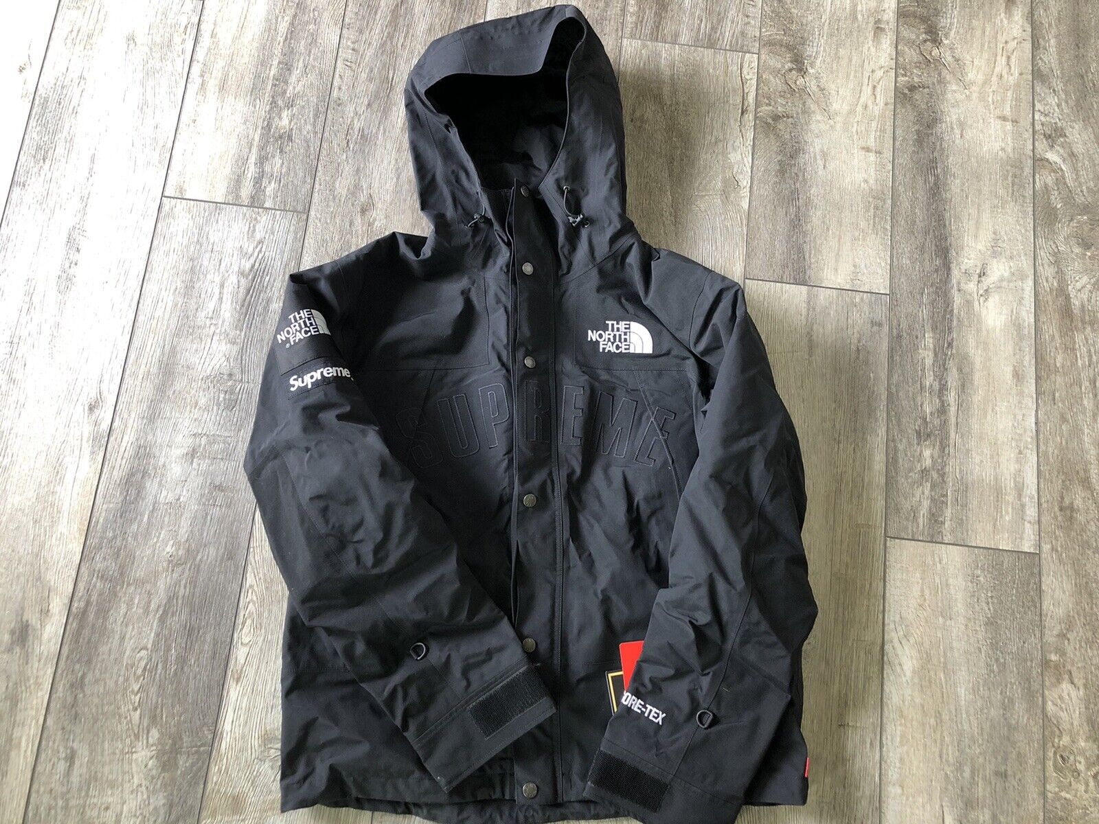 Supreme North Face Arc Logo Mountain Parka Medium SS19 black