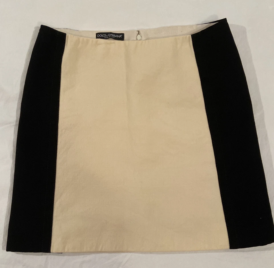 Dolce & Gabbana Cream and Black Pencil Skirt Size 42
