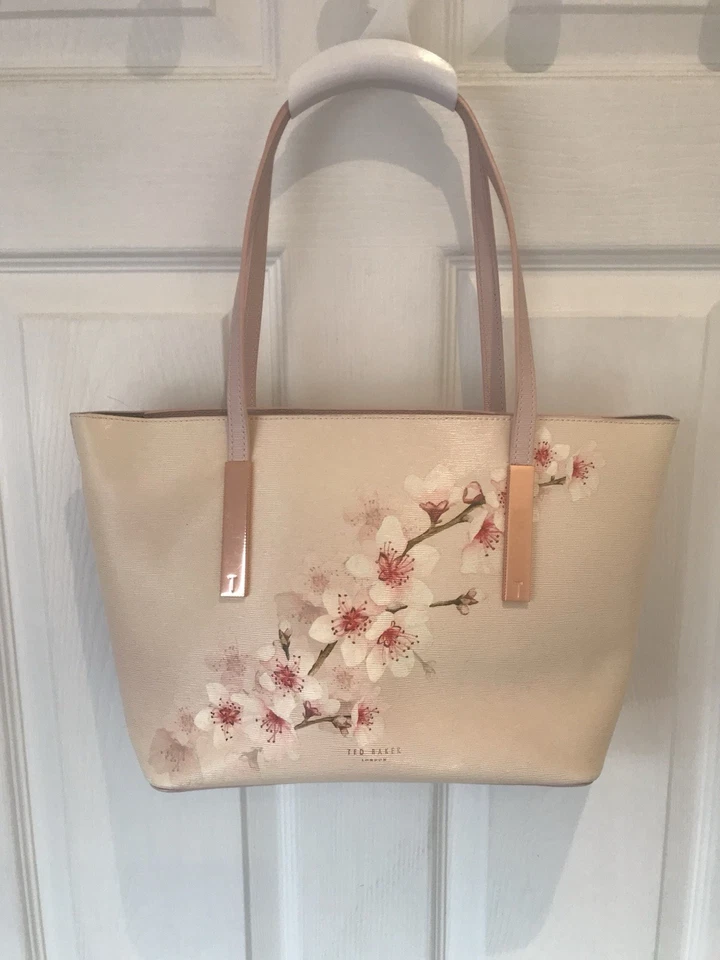 Ted Baker Bolso de Hombro Shopper Bolso sin asas Cartera Flor de Cerezo Cuero Dorado Rosa Foto 2 de 4