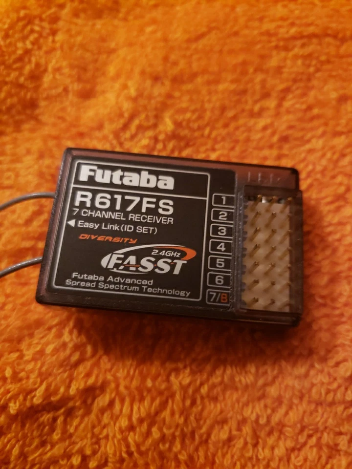 Futaba Receiver - 7 Channel R617FS FASST technology Rx - Light Use - JT25 - Image 2 of 4