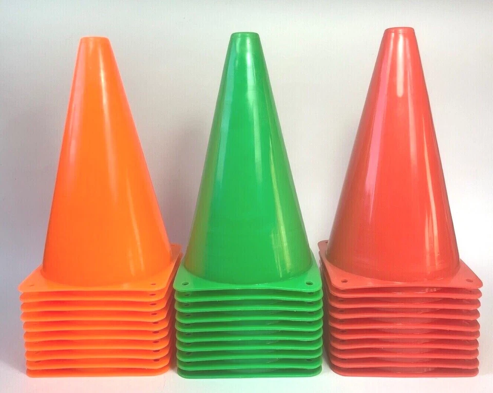 MARKENLOS 10er Set Markierkegel 23cm - Pylon, Kegel, Hütchen - verschiedenen Farben