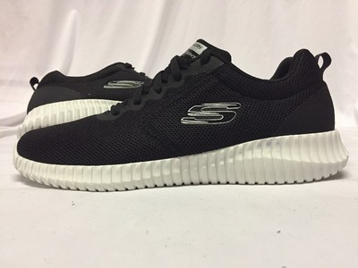 mens sketchers size 9