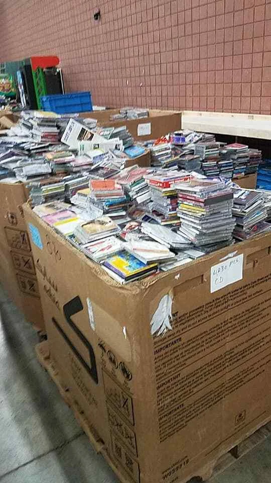 Assorted CDs Music Lot of 100 Different Types of Artists ALL GOOD-MINT CONDITION - Image 2 of 4