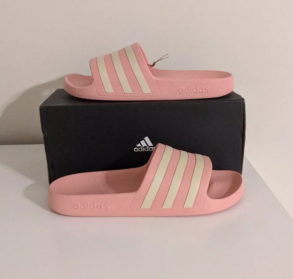Adilette aqua hotsell slides red