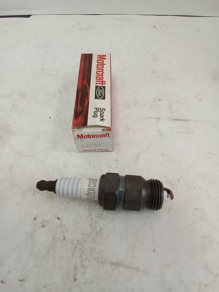 BSF92 SPARK PLUG Autolite Motorcraft Ford