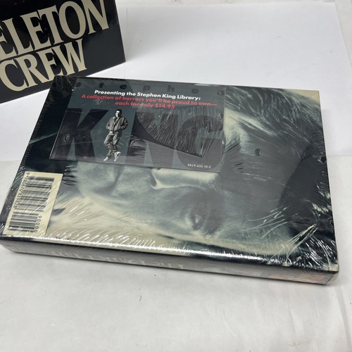 4 STEPHEN KING Hardcover Books The Stand Black House Dark Half Skeleton Crew - Bild 7 von 12