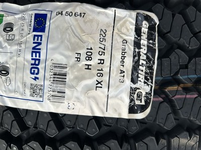 General GRABBER AT3 225/75 R16 108H XL, mit Felgenrippe