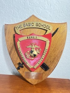 Vietnam Era USMC The Basic School Presentation Plaque- Col. Russom 1970-72 Train