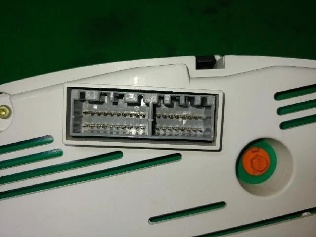 Grupos de instrumentos KIA Sportage 2007 Foto 3 de 4