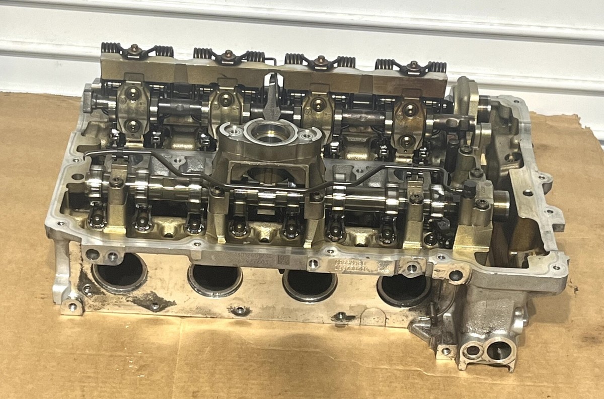 2013 BMW 320i 328i N20 N26 F30 Exhaust Camshaft Cap 7585267