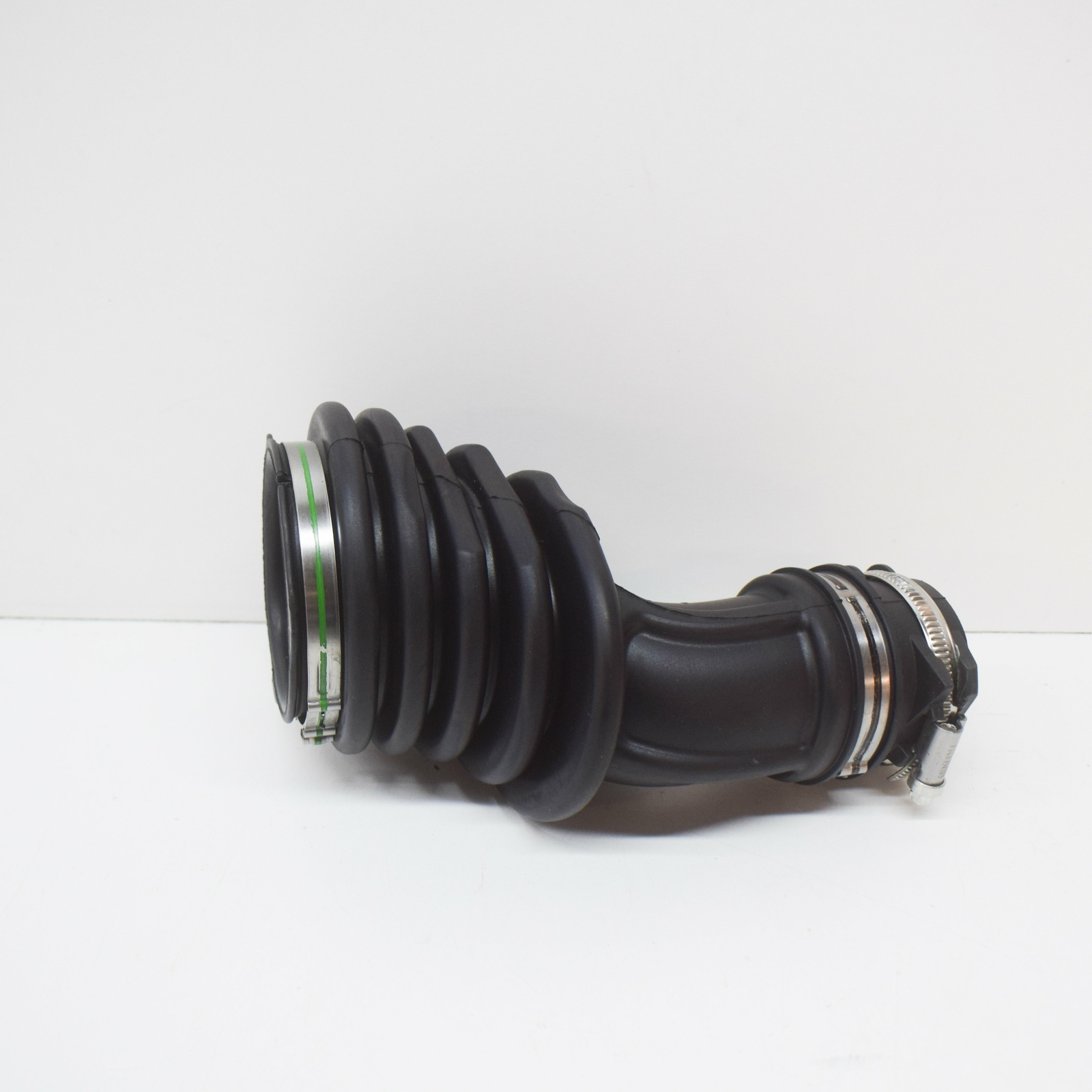 VOLVO V50 Air Intake Hose 31370109 NEW GENUINE eBay