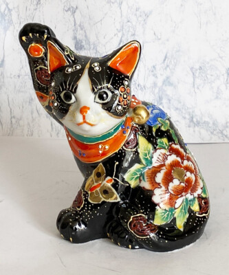 Maneki neko Kutani porcelain Japanese lucky cat Kuro Black Mori flower Butterfly