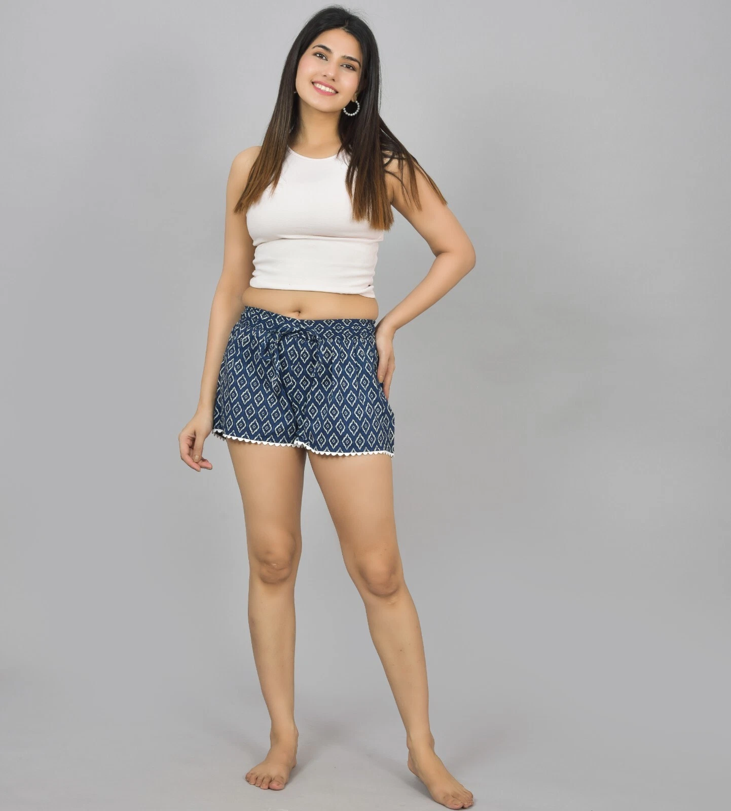 100% Cotton Blue Geometric Print Unisex Shorts - Elastic Summer Wear for All