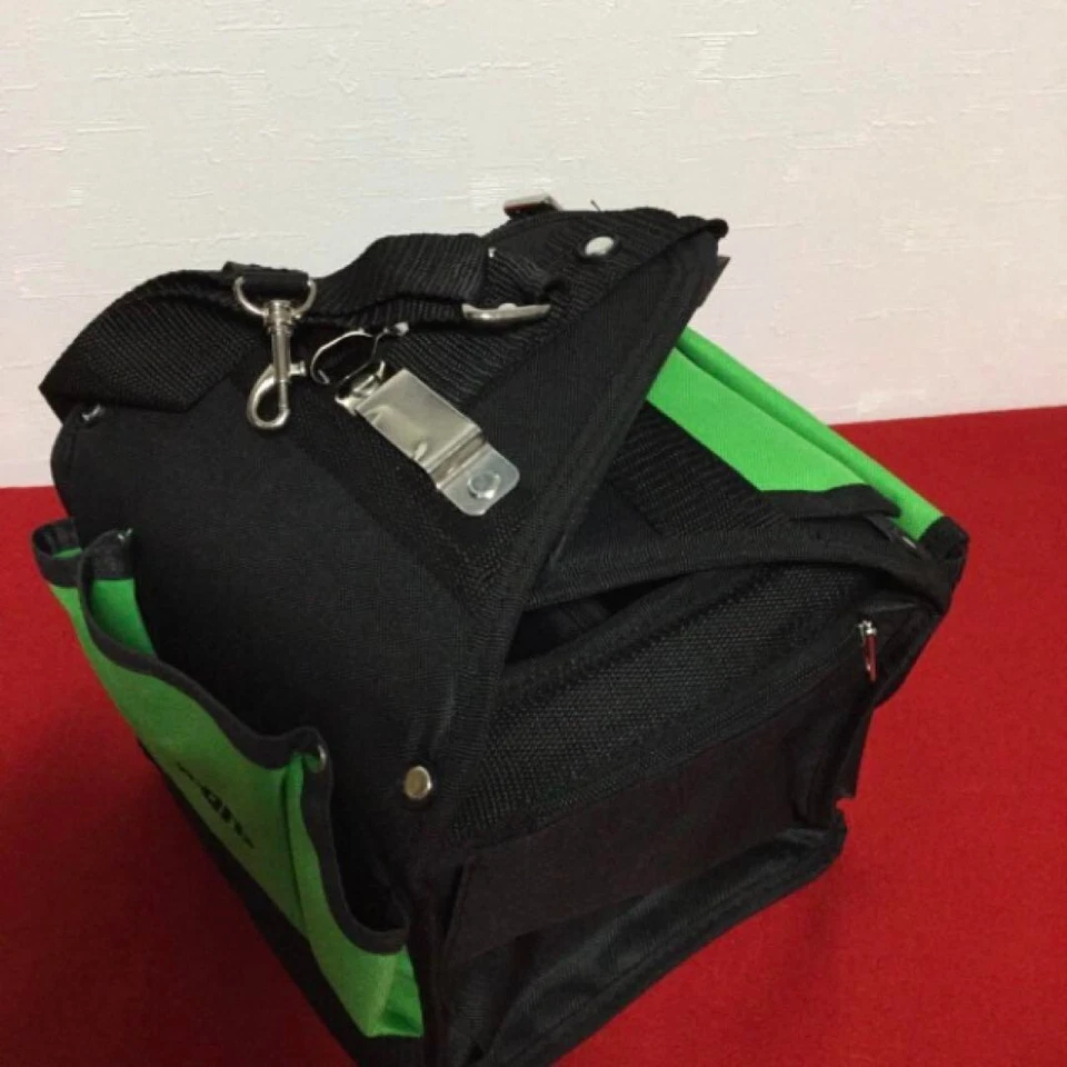 Snap-on TB1OMP3 compact tool bag with 12 exterior and 9 interior pockets Green - Image 4 of 4