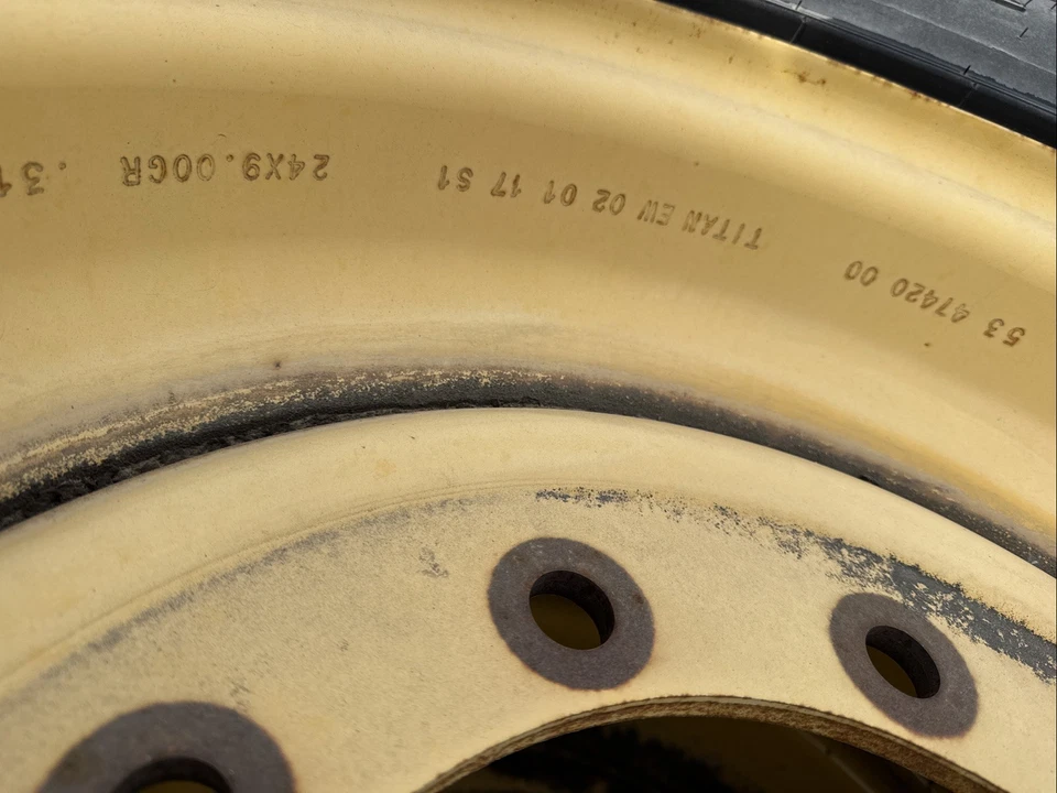 Set of 4 13.00-24 Telehandler Tires 10 Lug Titan Super Rigger E3 24x9.00 Rim New - Image 4 of 4