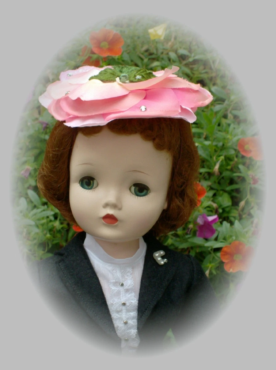 Madame Alexander Dolls & Doll Playsets with Vintage Doll for sale