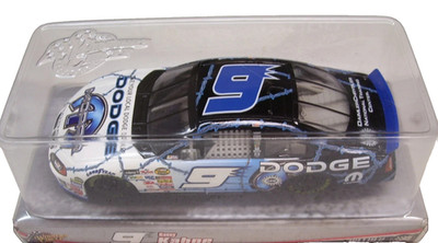 2004 KASEY KAHNE #9 MOPAR WINNERS CIRCLE 1/24 Rookie Yellow Stripe FREE SHIPPING