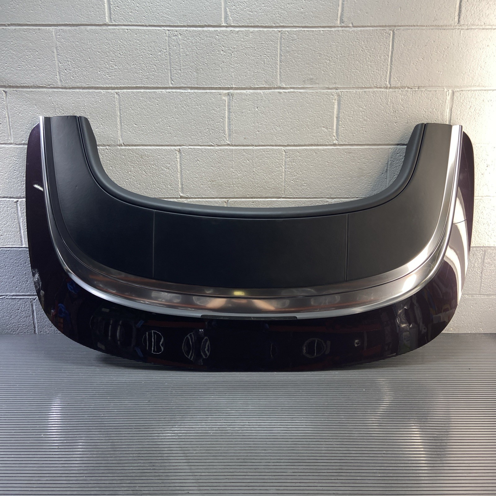 Rolls-Royce Dawn 2017-2023 Tonneau cover Purple