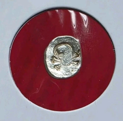 Skull & Crossbones ☠️ 1 Gram .999 Fine Pure Silver Hand Poured Button Bar Round