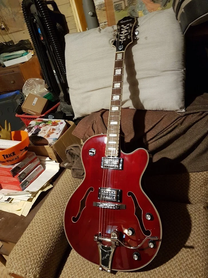Epiphone cheap swingster case