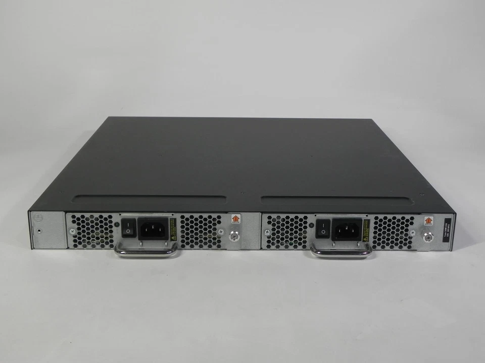 IBM SAN24B-5 2498-X24 24-Port 8Gb Fibre Channel Switch Brocade FC SAN - Image 4 of 4