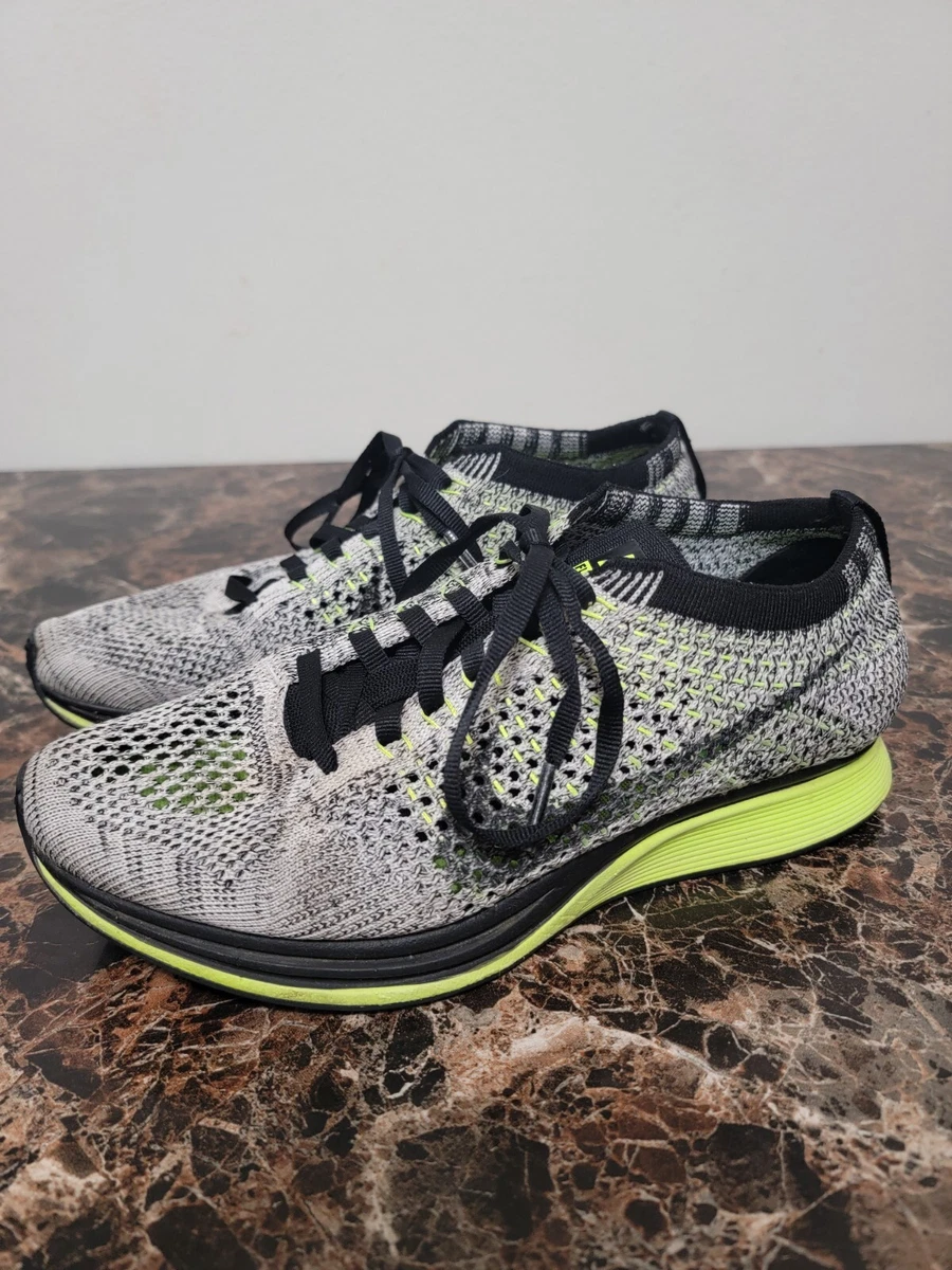 Harga nike flyknit clearance racer oreo volt