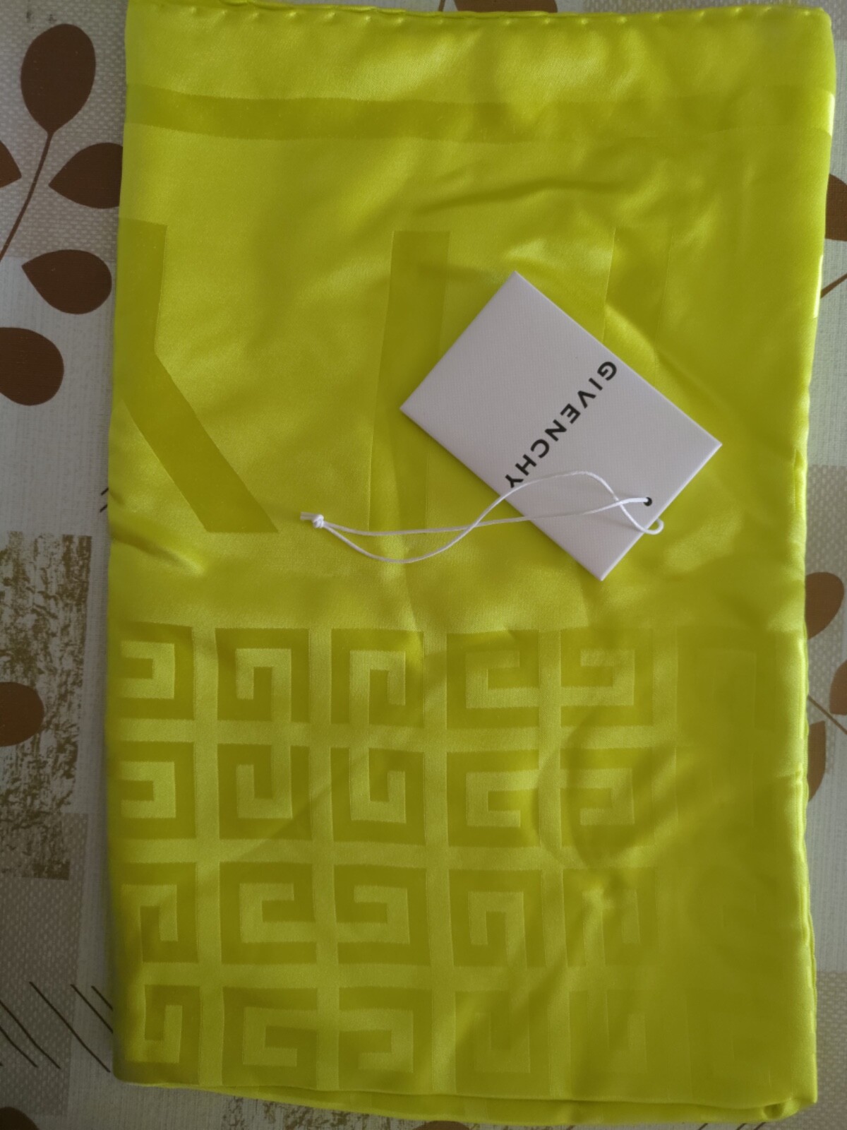Foto 1 di 3
