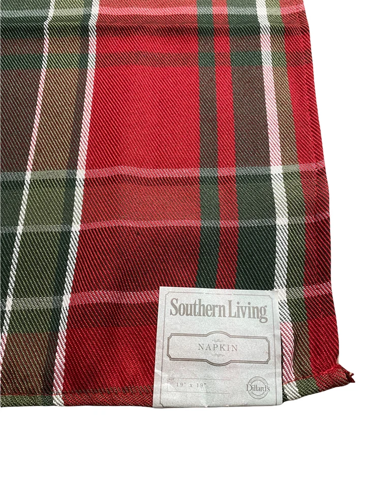 NWT Southern Living Christmas Tartan Plaid Napkins Exclusively Dillards Set Of 5 - Image 3 of 4