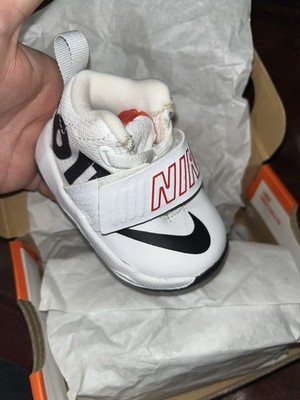 Nike Team Hustle D 8 JDI (TD) Baby Sneaker White Black Crimson Size 2C