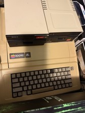 Vintage Apple IIe A2S2064 Personal Computer w/ Transwarp Dual Floppy Drives
