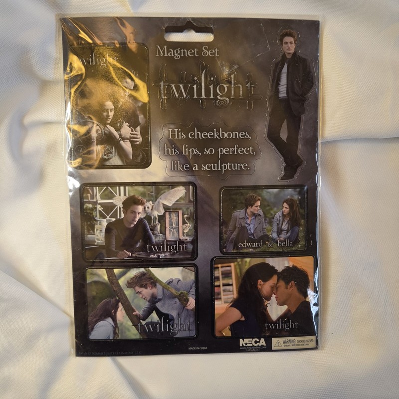 Twilight Magnet Set (First Movie) Edward & Bella NECA 