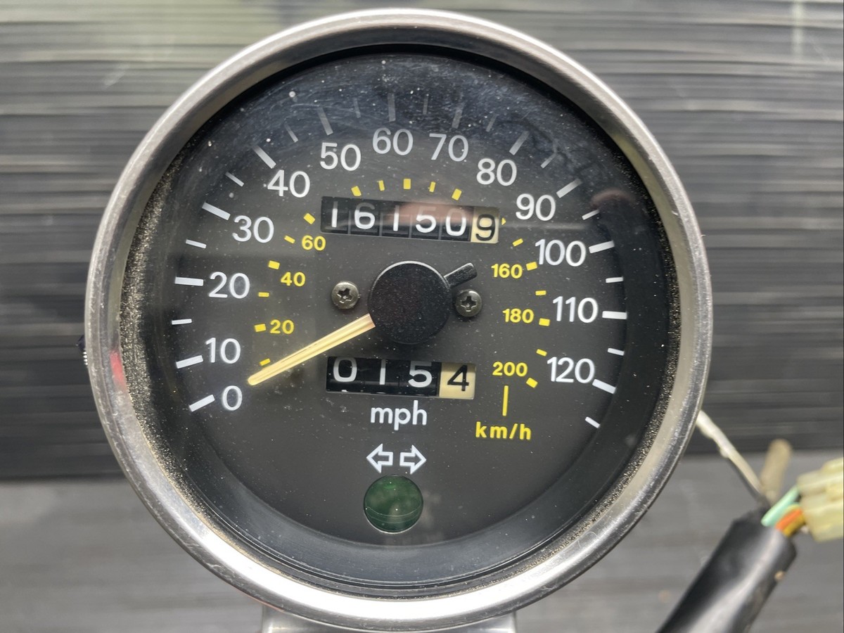 2000 Suzuki Intruder 800 Instrument cluster speedometer