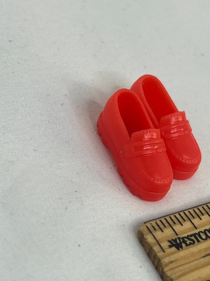 Кукольные туфли Barbie от Mattel ~ винтажные повседневные туфли КРАСНЫЕ ЛОФЕРЫ ПЕННИ 90-е - Изображение 2 из 4