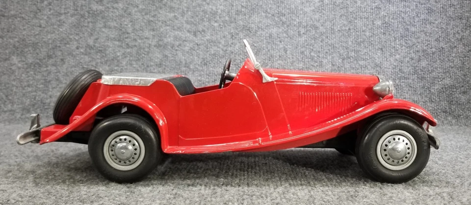 DOEPKE MODEL TOYS MG ROADSTER COCHE DE JUGUETE DIECAST GRANDE BIEN HECHO ROJO Foto 4 de 4