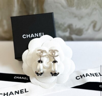 Chanel AB5694 Scallop Pearl Camelia Flower Dangle CC Crystal Drop