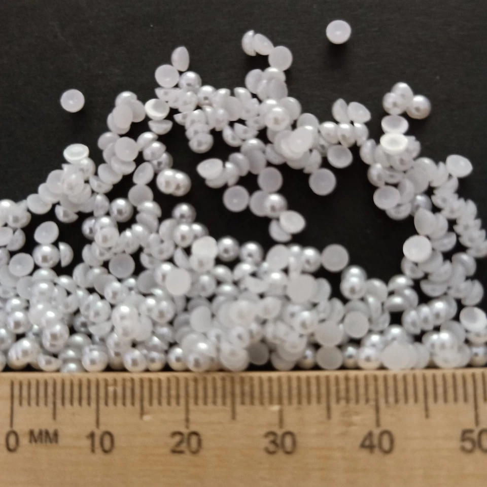 400pcs tiny 3mm White Pearl Cabochons Half Round Flatback AUS Free Postage Z9 - image 4 of 4