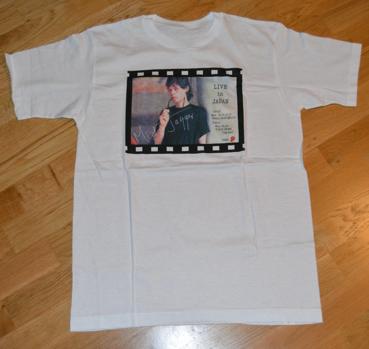 RaRe *1988 MICK JAGGER* vtg concert shirt (M) 80's Australia Tour Rolling Stones
