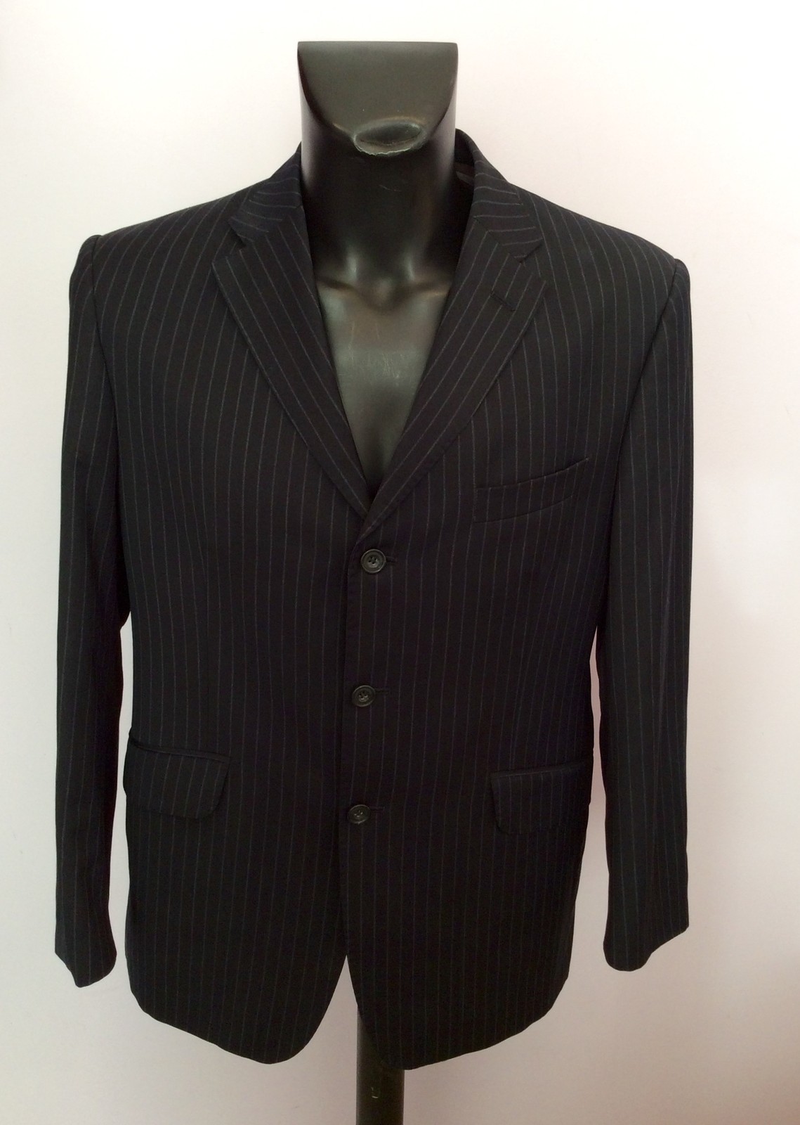 MARKS & SPENCER SARTORIAL NAVY BLUE PINSTRIPE WOOL SUIT SIZE 40S/ 34W