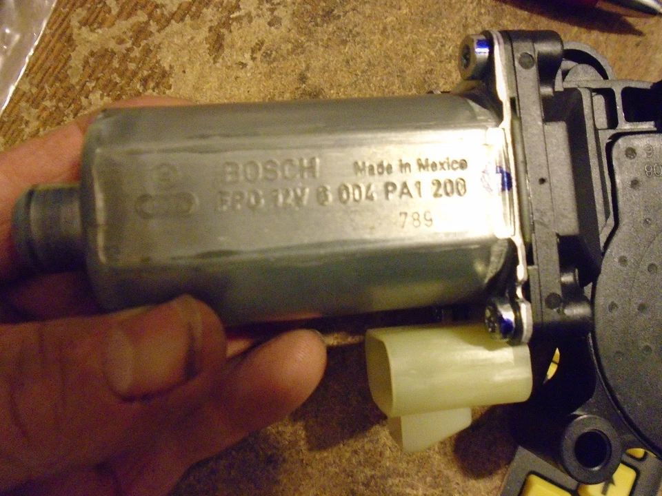 Motor de ventana eléctrica delantero izquierdo/derecho ACDELCO PRO 11M36 Foto 4 de 4