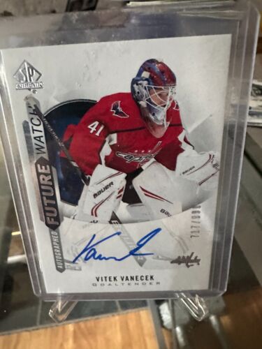 2020-21 SP Authentic Vitek Vanecek Future Watch Auto /999 Rookie FWA 20-21