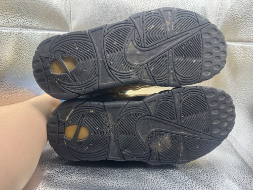 RARE 🚀 Size 10.5 - Nike Air More Money Gold Black Mens Athletic AJ2998-700 - 第 9/10 張圖片