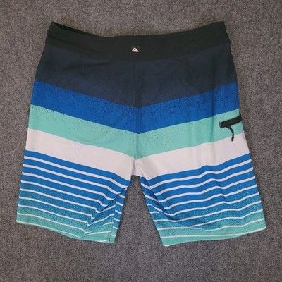 Quiksilver Board Shorts Mens 33x10 Stretch Cargo Pocket Hook Loop Drawstring