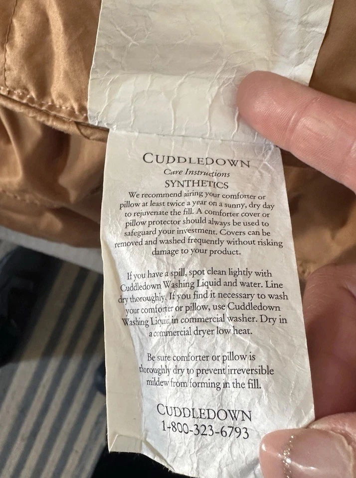 Edredón manta acolchada Cuddledown Satén King dorado/marrón Foto 2 de 4